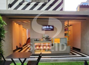Casa · 200m² · 2 Quartos · 5 Vagas · Casa de Vila na Vila Olímpia - 200m² de Charme e Espaço em Localização Imbatível