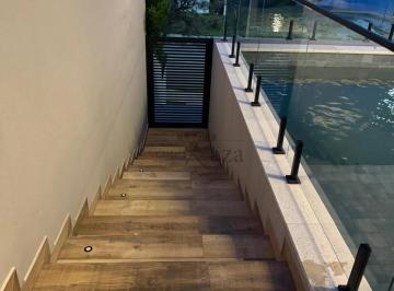 Casa · 360m² · 3 Quartos · 4 Vagas · Oportunidade - Casa em Condomínio - Residencial Verana - Putim - 3 Dormitórios - 250m².