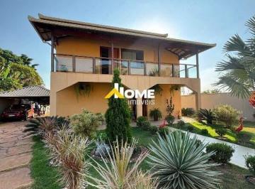 Casa · 385m² · 4 Quartos · 4 Vagas · Maravilhosa Casa Mobiliada com 4 Suítes e 4 Vagas em Mário Campos - MG