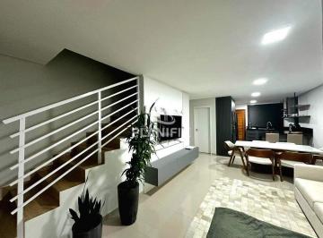 Casa · 109m² · 3 Quartos · 2 Vagas · Casa com 3 quartos, 1 suíte, semi mobiliado e com 2 vagas de garagem.