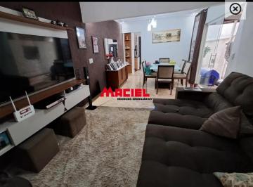 Casa · 61m² · 2 Quartos · 2 Vagas · Casa de 2 dormitórios com suíte no Parque interlagos!
