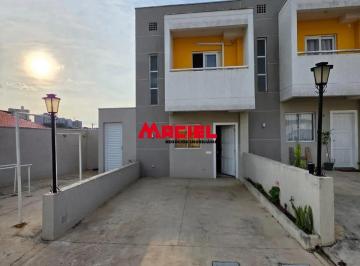 Casa · 166m² · 2 Quartos · 2 Vagas · Sobrado Aconchegante em Villagio no Residencial São Francisco com Quintal e Excelente Localização