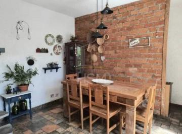 Casa · 162m² · 3 Quartos · 1 Vaga · Casa Moderna com Suíte, Área Gourmet e Soluções Sustentáveis no Rudge Ramos – Conforto e Praticidade