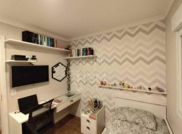 Apartamento · 70m² · 3 Quartos · 1 Vaga · Apartamento sofisticado de 70m² com suíte, sacada gourmet envidraçada e excelente localização