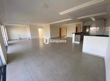 Casa · 227m² · 3 Quartos · 2 Vagas · Casa comercial para Locação no bairro Santa Terezinha, em Piracicaba/SP.