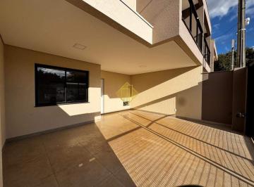 Casa · 121m² · 3 Quartos · 1 Vaga · SOBRADO PARA LOCAÇÃO EM TOLEDO - PARANÁ