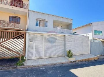 Casa · 210m² · 5 Quartos · Qs 2 Conjunto 4, Riacho Fundo, Riacho Fundo I