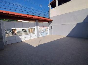 Casa · 86m² · 3 Quartos · 4 Vagas · Linda Casa no  Parque Renato Maia, SP!