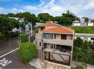 Casa · 277m² · 4 Quartos · Casa a venda no Jardim Samambaia - R$ 1.249.000,00