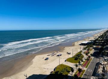 Apartamento · 94m² · 3 Quartos · 2 Vagas · Apto de 3 Dorms c/ 1 Suíte, 94 m² de área útil SACADA GOURMET. Bairro: Vila Caiçara.
