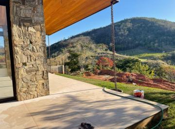 Casa de 3 quartos, Petrópolis · Casa Alto Padrão Projeto Arquitetura Zinho Martinho em Secretário Petrópolis