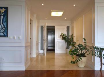 Apartamento · 503m² · 4 Quartos · 4 Vagas · Castelo de Heidelberg no Bela Vista em Porto Alegre - Um por andar com 503 m², 4 suítes e 4 vagas