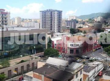 Apartamento · 117m² · 2 Quartos · 1 Vaga · Méier - Rua Arquias Cordeiro - Apartamento - Vazio -Varanda - Sala - 2 Quartos -