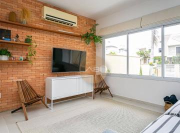 3f8734dfd8d1d8863ab38d6174f0eec6d6571462 · Casa 3 Suítes + Escritório | 800m da Praia | Jardim Nova Cachoeira | 2 Vagas