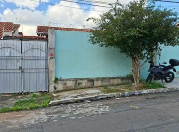 f1d3f340db8a13aa4e01220c790b4e8bbed7b7e8 · Casa com 3 quartos, suite, parte nobre do bairro, 300 m² terreno por R$ 600.000 - Cidade Vista Verde