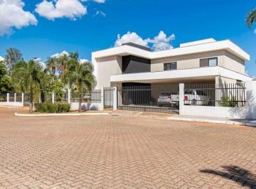 Casa de 3 quartos, Brasília · Casa 3 quartos sendo 3 suítes no Park Way Brasília DF