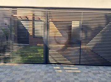 Casa · 108m² · 3 Quartos · 2 Vagas · Casa com 3 quartos à venda em Loteamento residencial terras do porto - SP