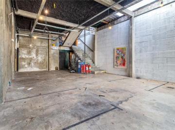 Comercial · 190m² · 2 Vagas · Prédio inteiro à venda em Vila hamburguesa - SP