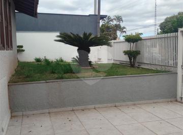 Casa · 210m² · 3 Quartos · 4 Vagas · Casa térrea com 3 quartos à venda em Vila suíça - SP