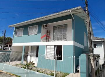 Casa · 200m² · 5 Quartos · 2 Vagas · Casa em Rua Cantalício Júlio Gonçalves - Barra da Lagoa - Florianópolis/SC