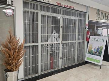 Comercial · 33m² · EXCELENTE LOJA EM VÃO LIVRE COM ÓTIMA LOCALIZAÇÃO - CLSW 302 BLOCO B - ED PARK CENTER