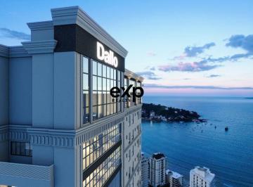 Apartamento · 172m² · 4 Quartos · 3 Vagas · Apartamento com 04 suítes á poucos metros do mar no centro em Itapema