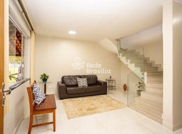 Casa · 178m² · 4 Quartos · 4 Vagas · QE 19 - Casa de esquina - 4 quartos - 2 suíte - aceita financiamento e FGTS - Guará II