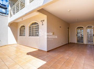 Casa · 227m² · 3 Quartos · 3 Vagas · QN 14F - Casa sobrado com 3 quartos - 3 vagas - Riacho Fundo II