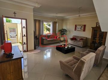 Casa · 250m² · 4 Quartos · 2 Vagas · Sobrado à Venda no Jardim Esplanada, Indaiatuba: 4 Dorms (1 Suíte), Piscina, Gourmet e 4 Vagas