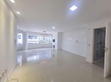 Apartamento de 3 quartos, Balneário Camboriú · Apartamento próximo ao camelô