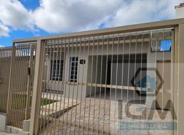 Foto 01 · Casa à venda em Poços de Caldas-MG, bairro Santa Ângela: 3 quartos, 1 suíte, 3 salas, 2 vagas, 191,1