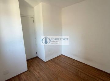 Apartamento · 45m² · 2 Quartos · Ótimo apartamento com 45 m² reformado e semi-mobiliado próximo estação trem