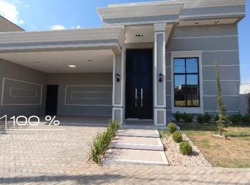 Foto 01 · Casa de Luxo à Venda no Village Provence: 3 Quartos, 3 Suítes, Área Gourmet, Piscina e Garagem para