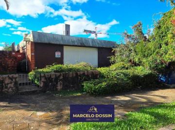 Casa de 4 quartos, Porto Alegre · Casa á venda, com 4 dormitórios, 279m² de área construída em um terreno de 471m² - Três Figueira