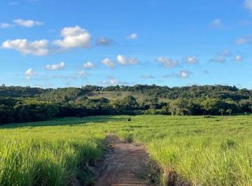 Terreno , Mairinque · Construa sem padrão em meio à natureza