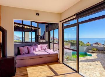 Apartamento de 2 quartos, Florianópolis · Excelente cobertura com piscina Privativa e uma das mais belas vistas para o mar de Canasvieiras.