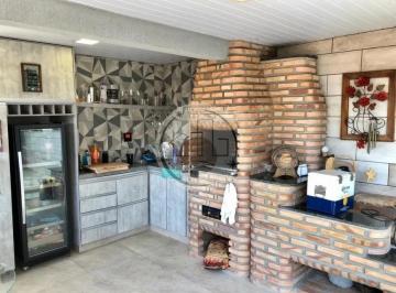 Casa de 4 quartos, Osasco · Sobrado com 230m² em Cipava - Osasco
