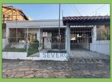 Casa · 240m² · 3 Quartos · 4 Vagas · Casa térrea com piscina e pátio amplo!