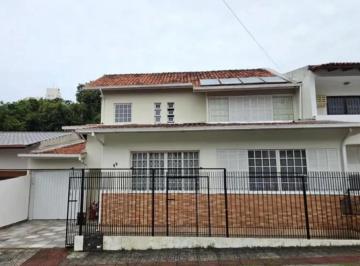 Casa · 250m² · 3 Quartos · 4 Vagas · Casa 4 quartos, Itaguaçu.