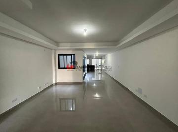 Casa · 207m² · 3 Quartos · 3 Vagas · Sobrado em Olímpico