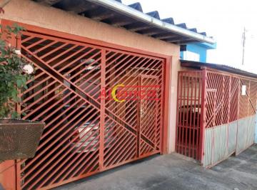 Casa · 250m² · 7 Quartos · 3 Vagas · Casa para Venda em Vila Nova Bonsucesso - Oportunidade para investimento ou moradia multifamiliar!
