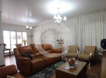Casa · 301m² · 4 Quartos · 4 Vagas · Sobrado em Jardim Avelino