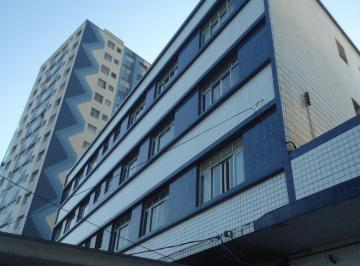 Apartamento · 2 Quartos · 1 Vaga · Apartamento térreo com 2 dormitórios na Guilhermina em Praia Grande SP