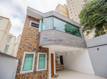 Casa · 223m² · 4 Quartos · 8 Vagas · sobrado Chácara Inglesa.