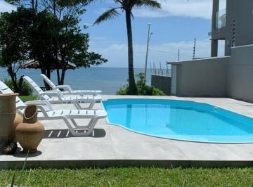 Casa · 164m² · 3 Quartos · 4 Vagas · Casas de esquina frente mar Semi mobiliada com piscina e amplo terreno em Itacol