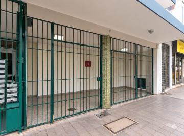 fachada-urbana · Loja para Venda - 450m², 0 dormitórios, Centro Histórico