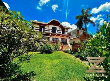 b76d82edd75367a467af62c74aa5dcdcdc12613e · Casa com 3 dormitórios à venda, 187 m² por R$ 1.100.000 - V Cristina - Campos do Jordão/SP