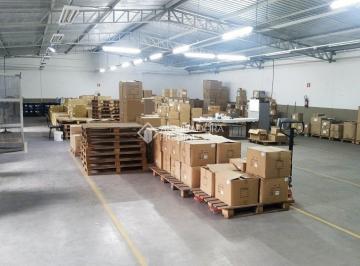 Comercial · 1122m² · 1 Quarto · 10 Vagas · Galpão na vila Príncipe de Gales em Santo André com 1.122m² de área construída e terreno de 838 m2 e