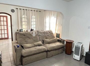 Casa · 148m² · 3 Quartos · 2 Vagas · Casa térrea no bairro vila Guiomar com 3 dormitórios sendo 1 suíte e 2 vagas de garagem