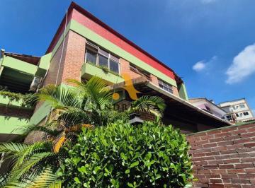 Casa · 514m² · 4 Quartos · 6 Vagas · Venda de Casa com 4 quarto(s), 4 suíte(s), 514 m², por R$ 990 mil em Freguesia (Jacarepaguá).